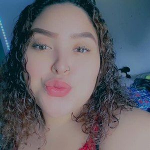 Meet your Posher, Selena